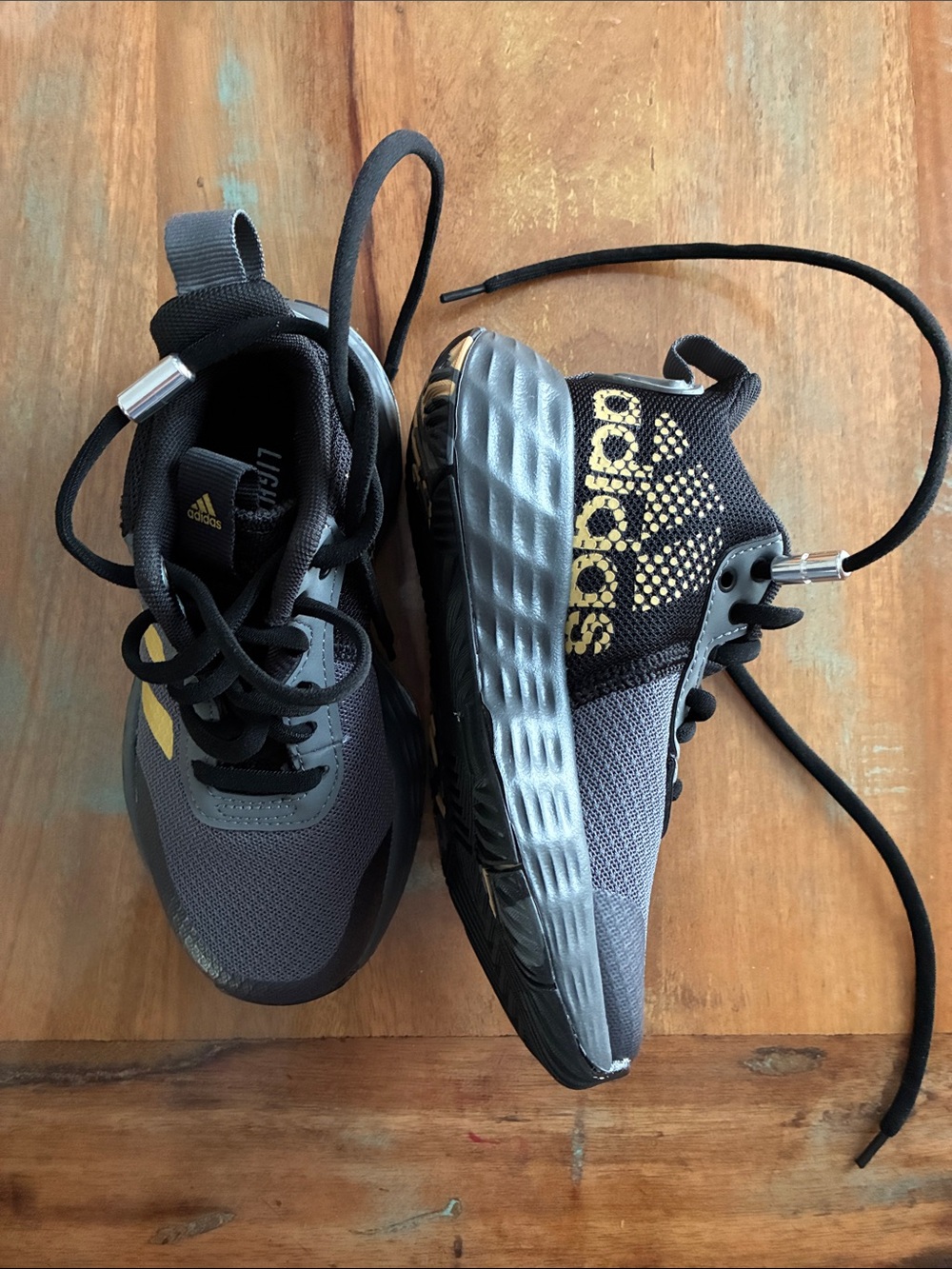 adidas Kids Gray and Black Sneakers with Gold Logo